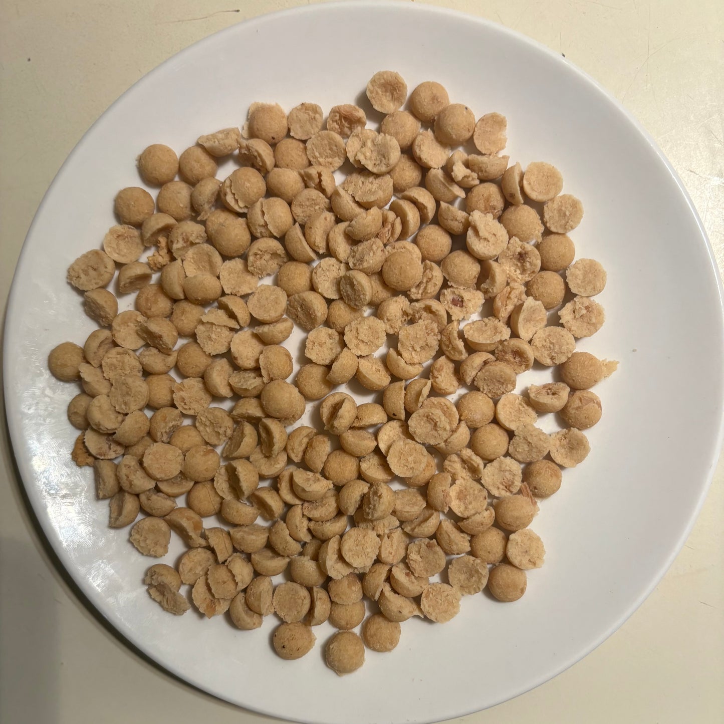 training treats for dogs and cats