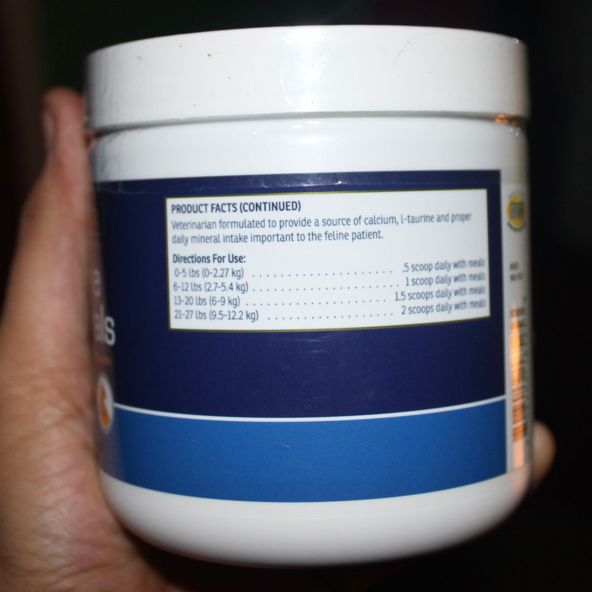 feline minerals supplement container